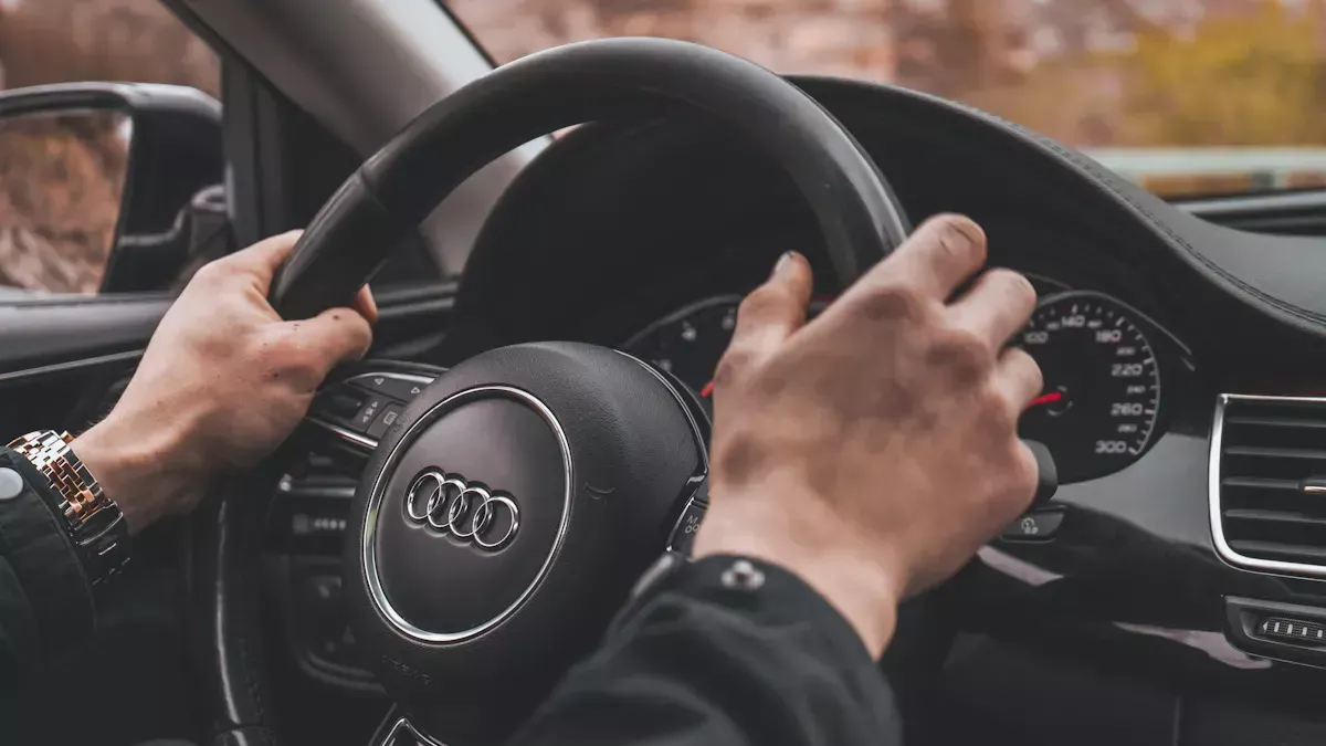 Una guía completa de controles manuales para automóviles en 2026